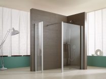 Baño con ducha abierta